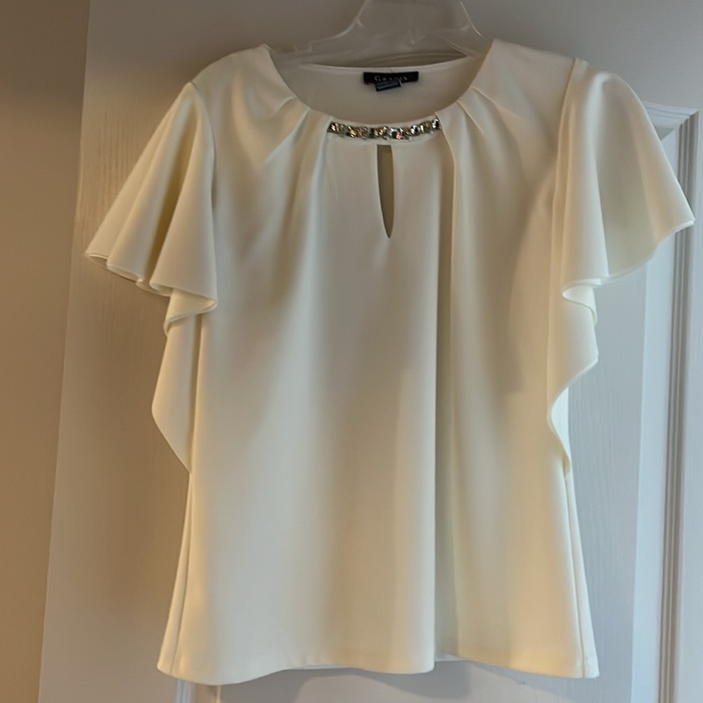 Woman’s blouse